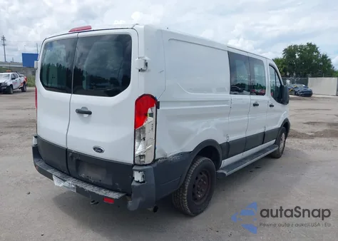 2020 Ford Transit-250 z USA, uszkodzony, nr VIN 1FTBR1Y8XLKA71536